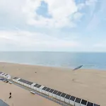 公寓 In Mariakerke With Stunning Sea Views