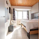 In Mariakerke With Stunning Sea Views 奥斯滕德