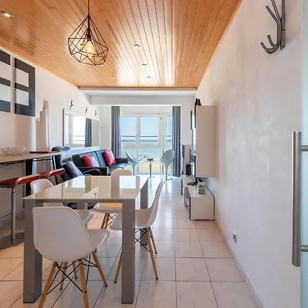 In Mariakerke With Stunning Sea Views * אוסטנדה