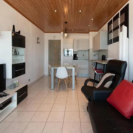 شقة In Mariakerke With Stunning Sea Views *