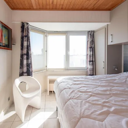 In Mariakerke With Stunning Sea Views Appartement Oostende