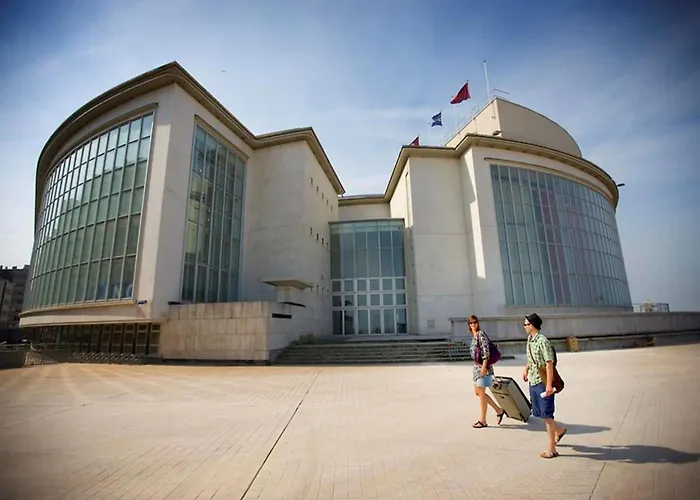 In Mariakerke With Stunning Sea Views 奥斯滕德