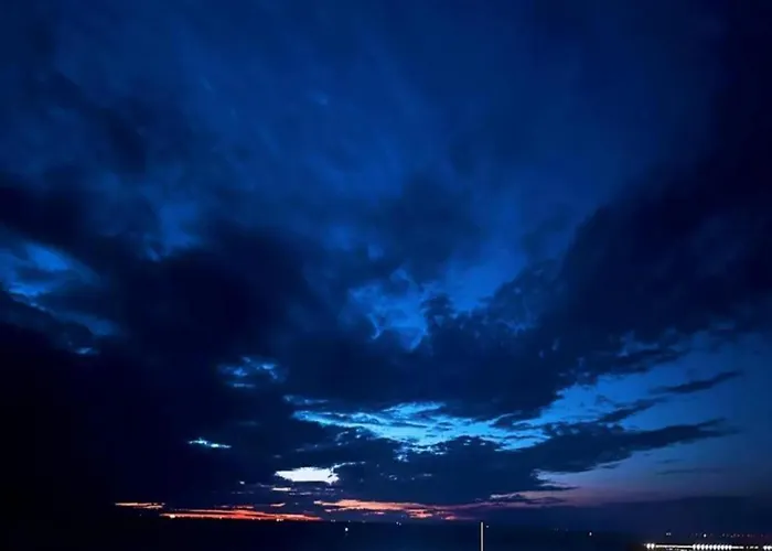 In Mariakerke With Stunning Sea Views 公寓