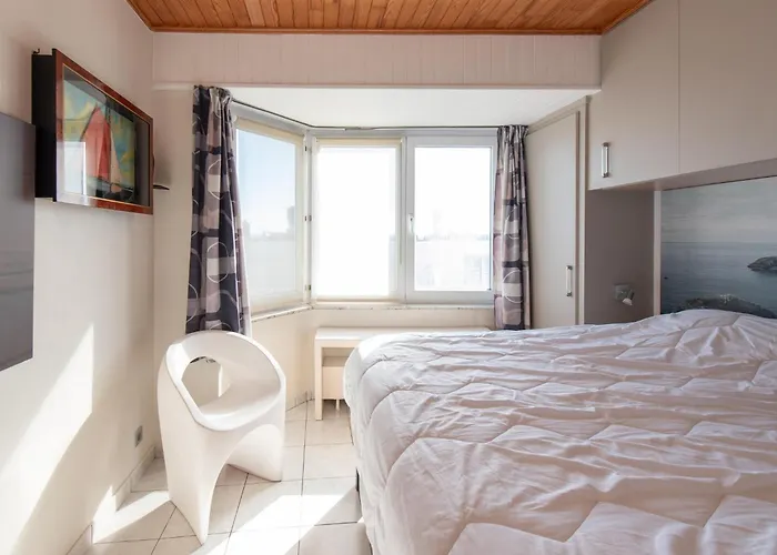 In Mariakerke With Stunning Sea Views Appartement Oostende