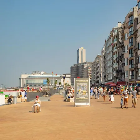 In Mariakerke With Stunning Sea Views オステンド